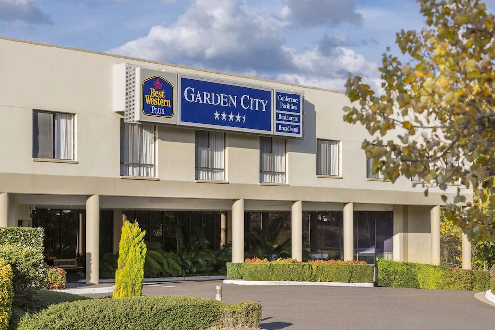 Garden City Hotel, Best Western Signature Collection Канбера Екстериор снимка
