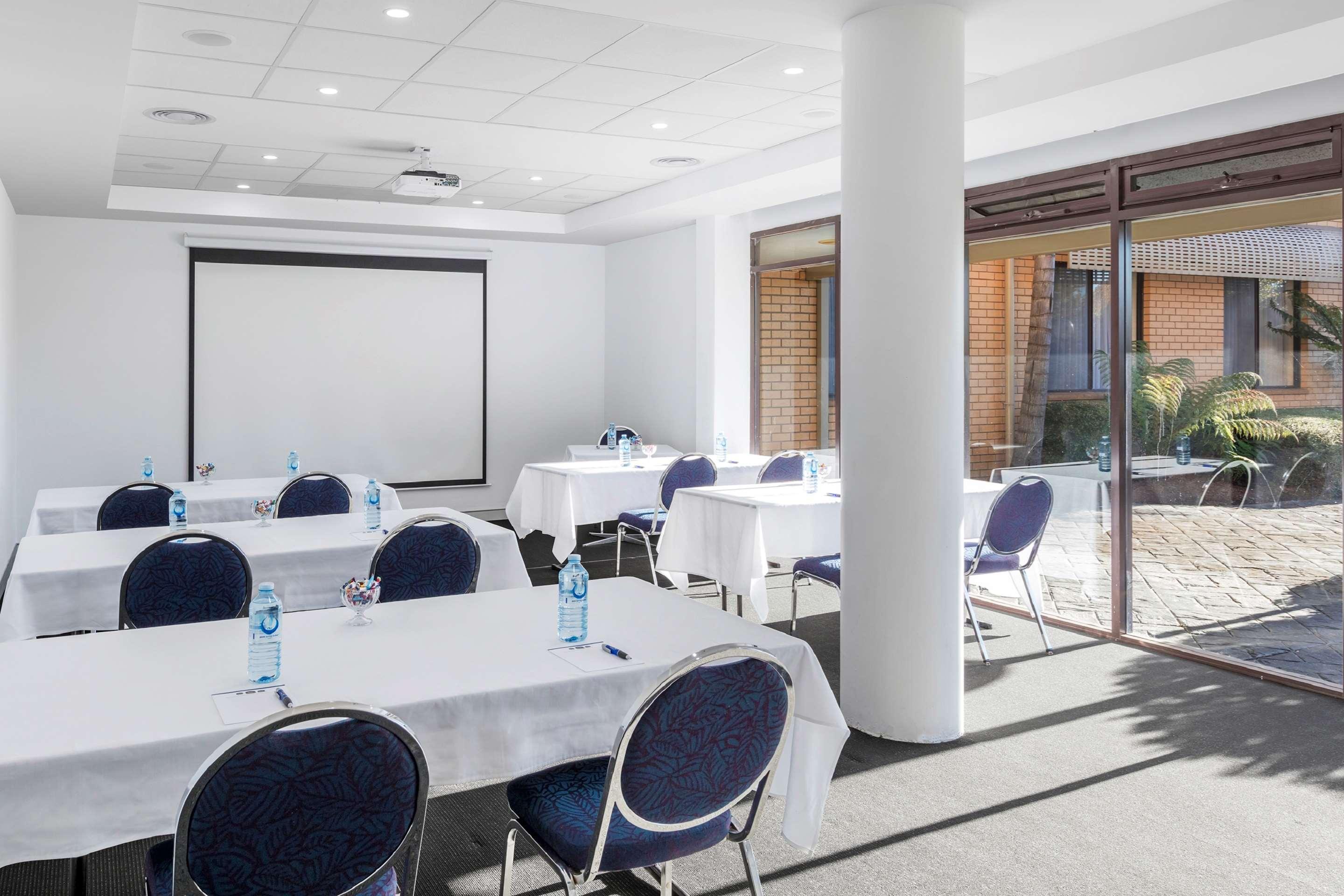 Garden City Hotel, Best Western Signature Collection Канбера Екстериор снимка