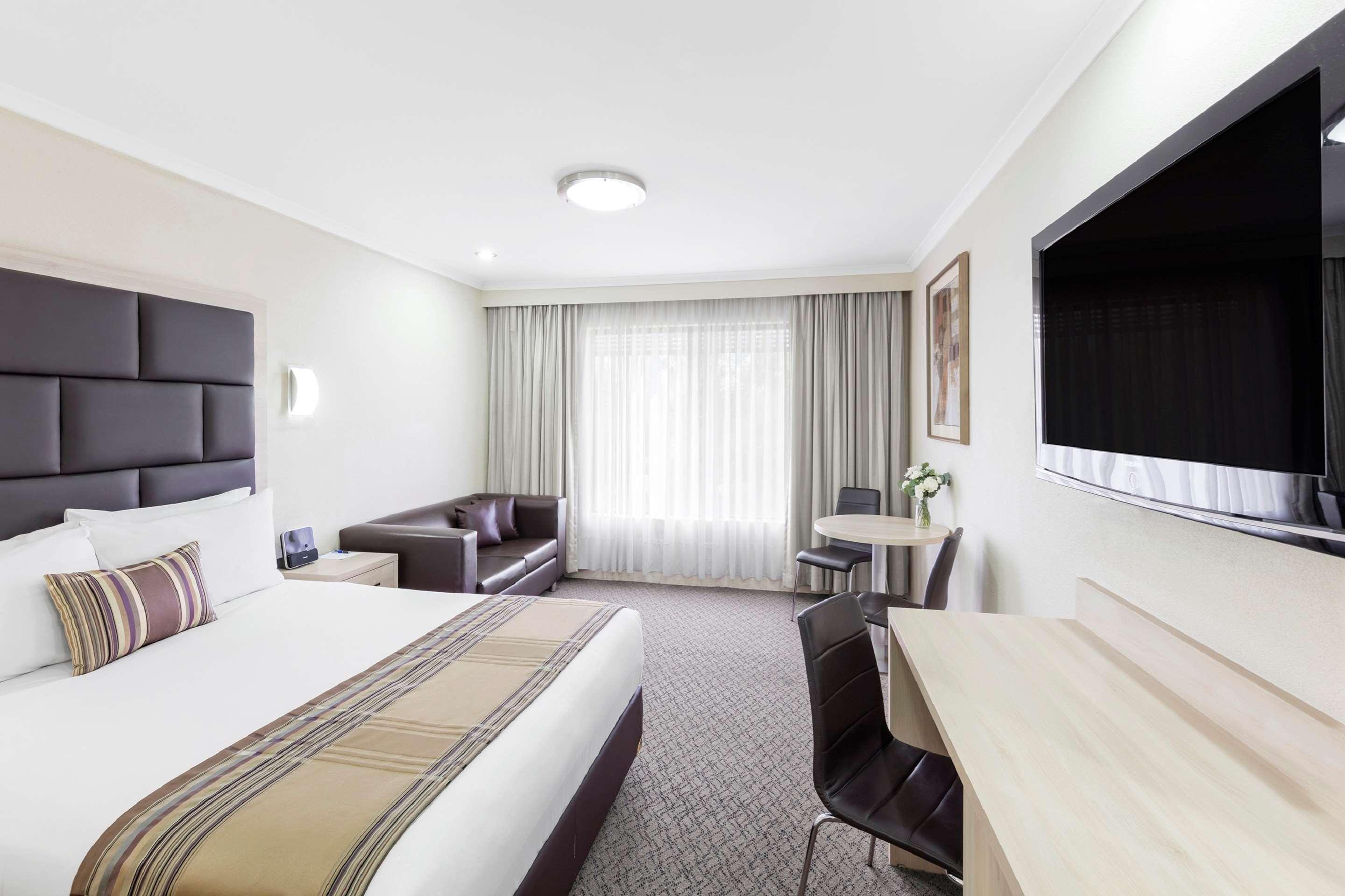 Garden City Hotel, Best Western Signature Collection Канбера Екстериор снимка