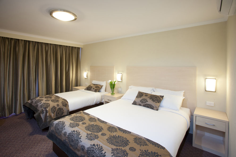 Garden City Hotel, Best Western Signature Collection Канбера Екстериор снимка