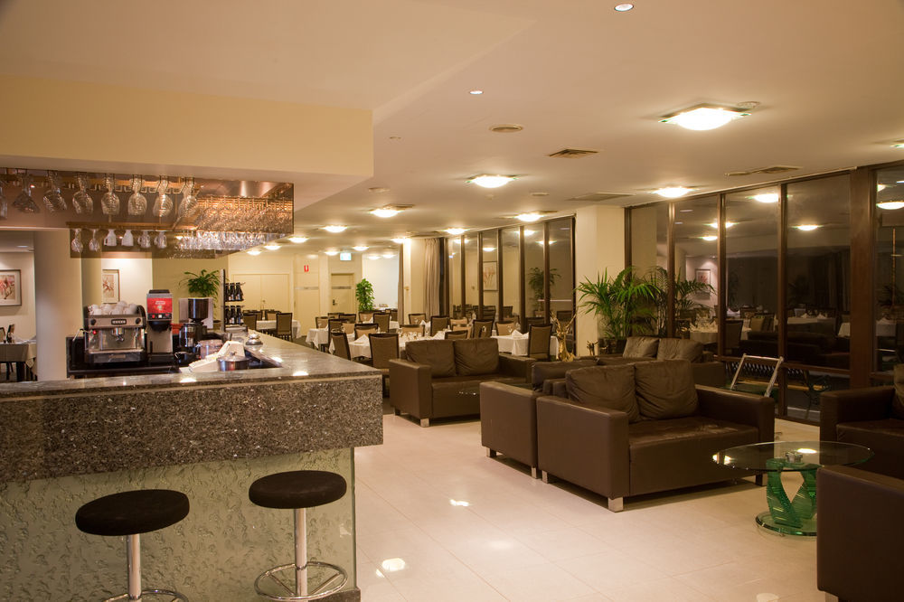 Garden City Hotel, Best Western Signature Collection Канбера Екстериор снимка