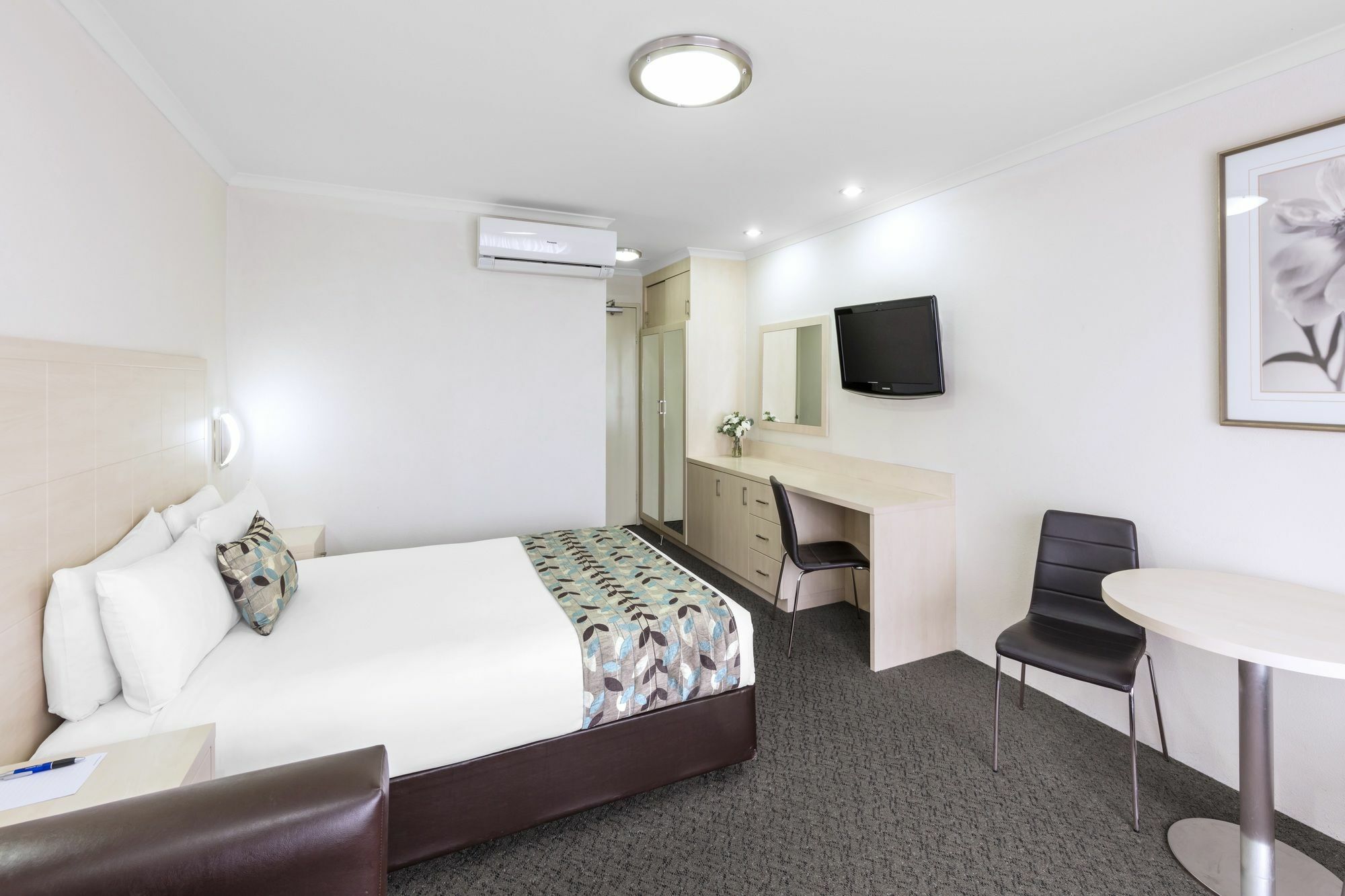 Garden City Hotel, Best Western Signature Collection Канбера Екстериор снимка